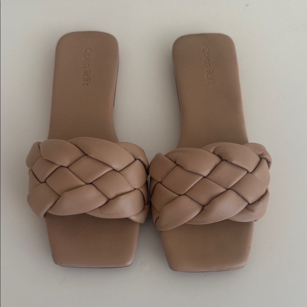 Women's Braided Sandals in Tan